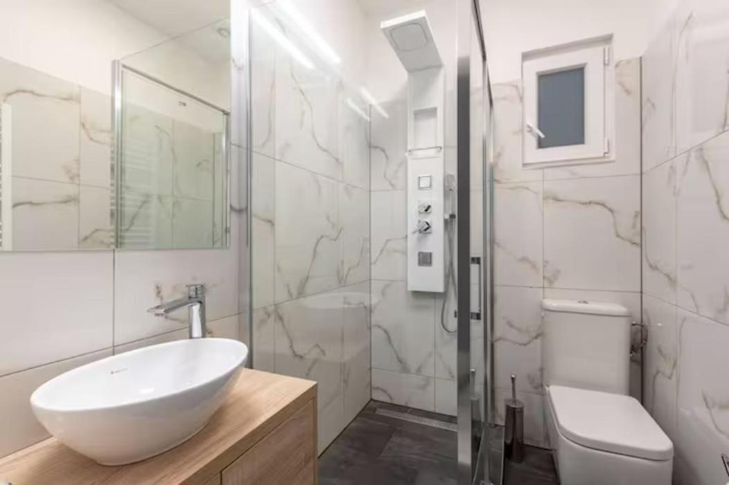 Luxurious Studio Located In The Heart Of Budapest Exterior foto